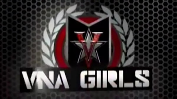 Rome Major’s Tongue Dives Deep Into Major Ebony’s Soaked Cunt!